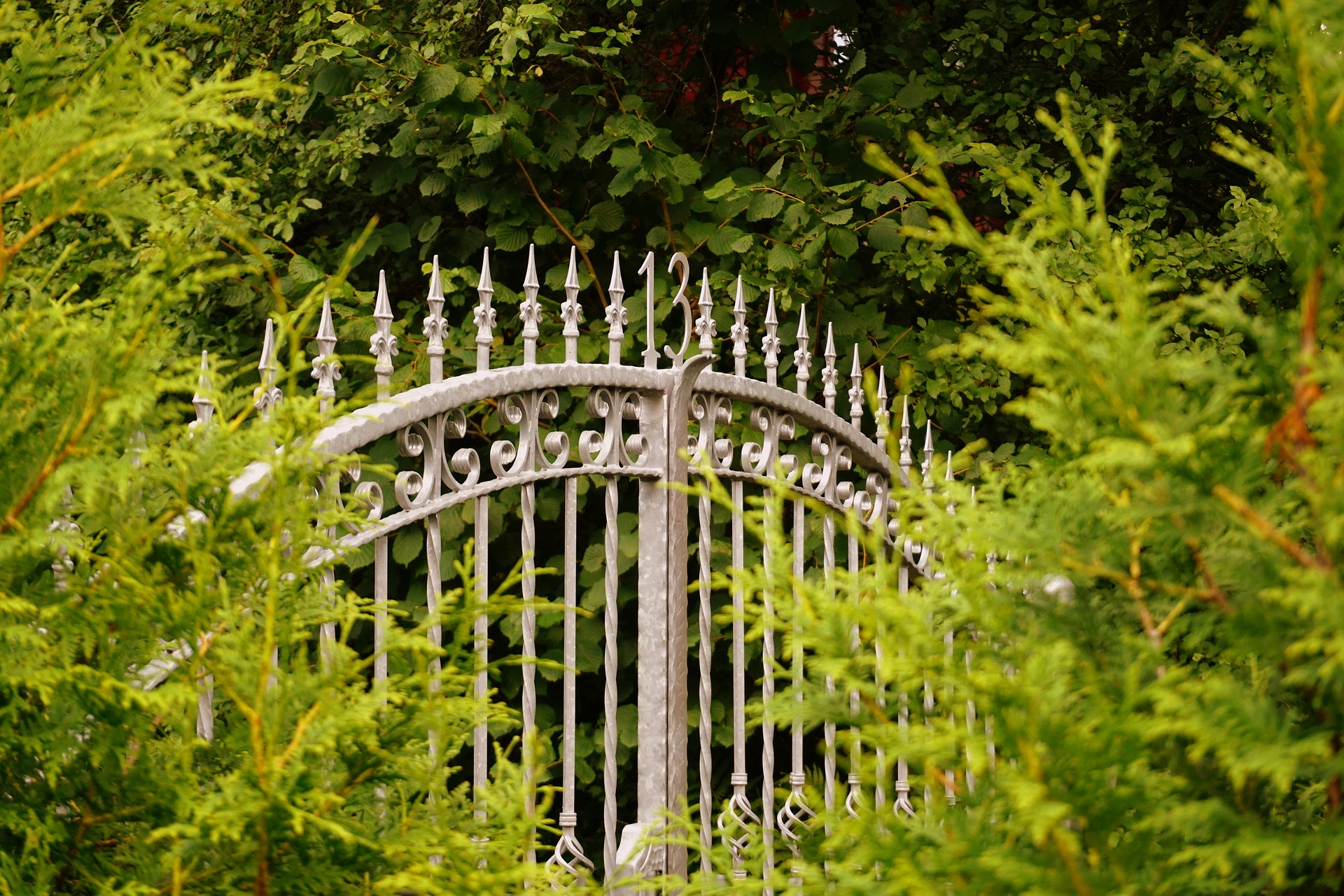 Gartentore – der gepflegte Eingang in den Garten Vorschau